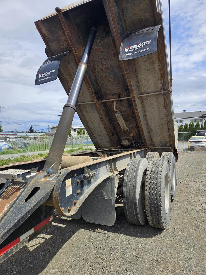 MIDLAND GRAVEL PUP 2005