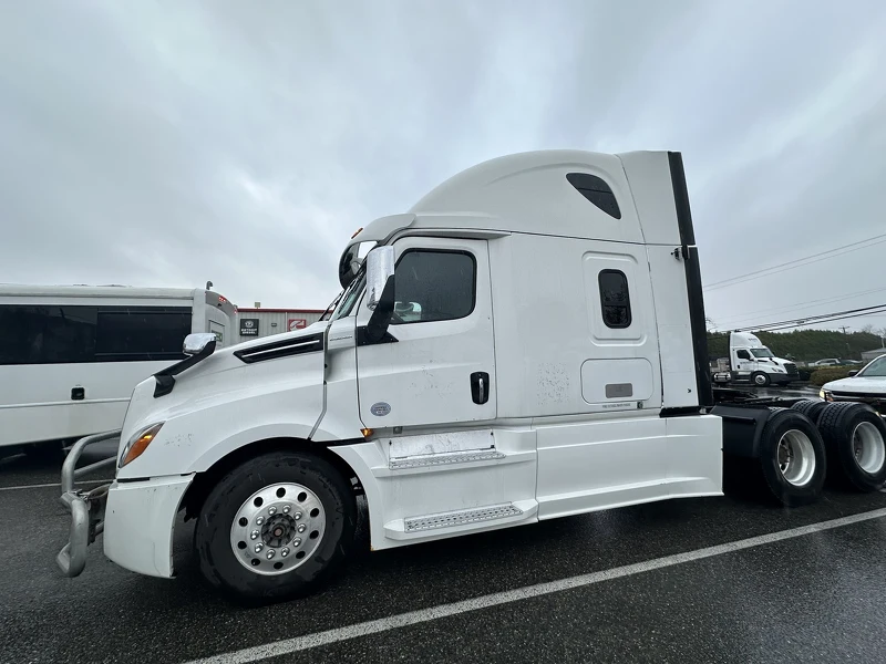 FREIGHTLINER CASCADIA 2019