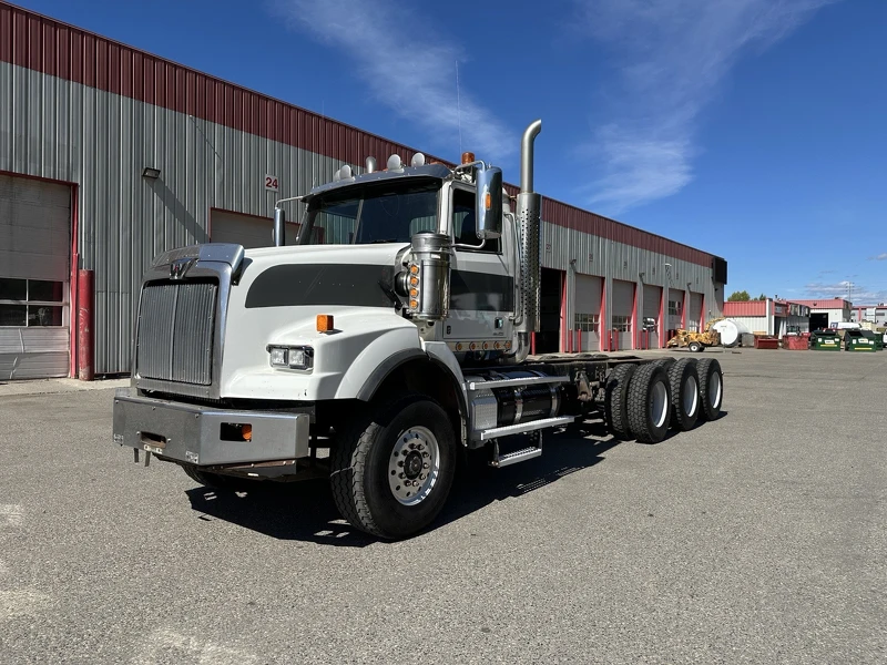 WESTERN STAR 4900SB 2022