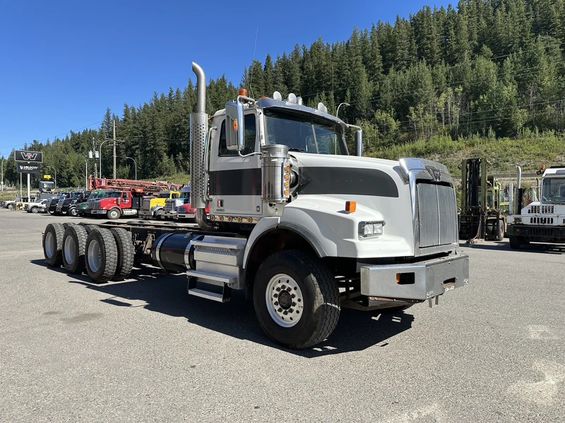 WESTERN STAR 4900SB 2022