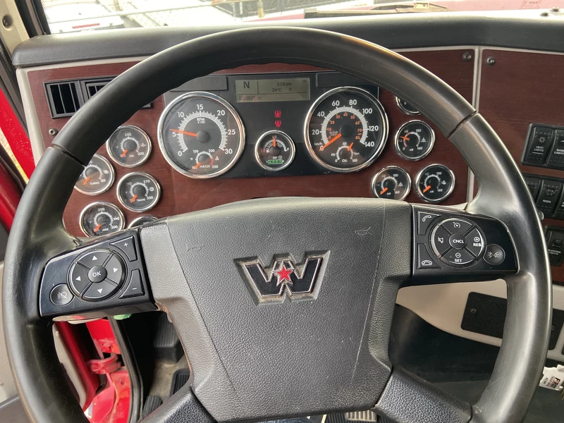 WESTERN STAR 5700 2017