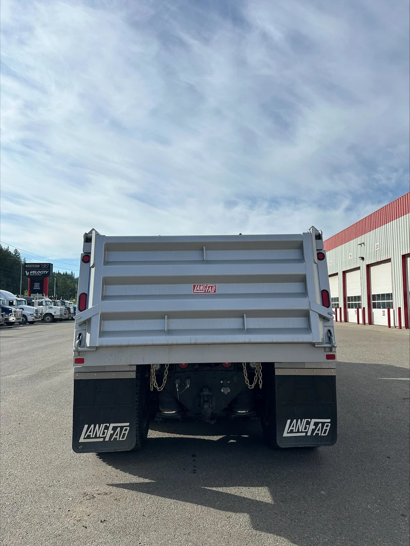 Velocity Truck Centres