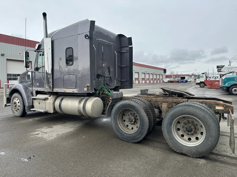 FREIGHTLINER 122SD 2016