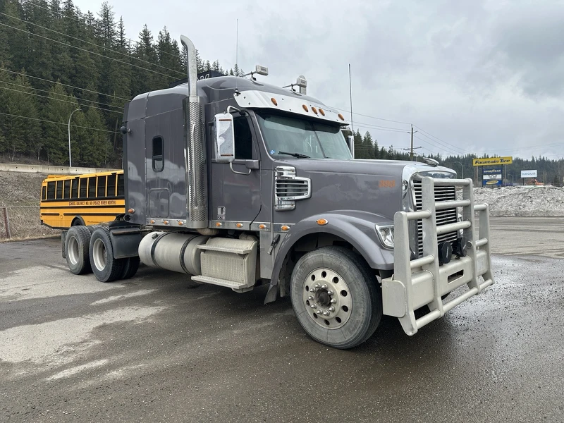 FREIGHTLINER 122SD 2016