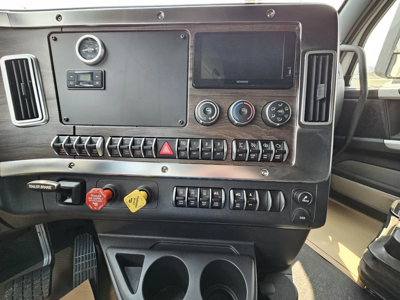 Velocity Truck Centres