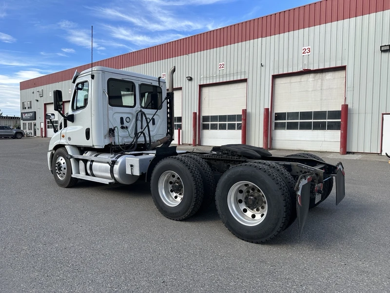 FREIGHTLINER CA113DC 2020