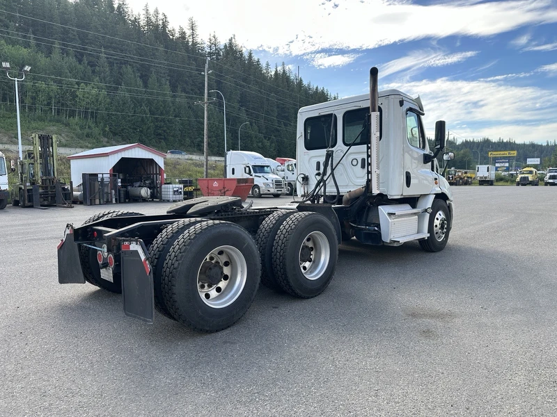 FREIGHTLINER CA113DC 2020
