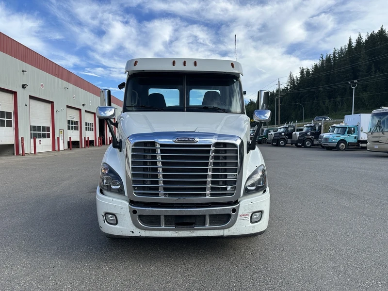 FREIGHTLINER CA113DC 2020