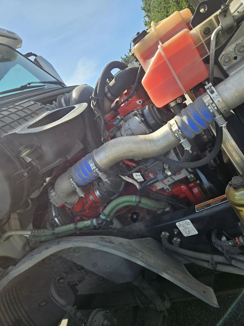 VOLVO VNL 300 2019