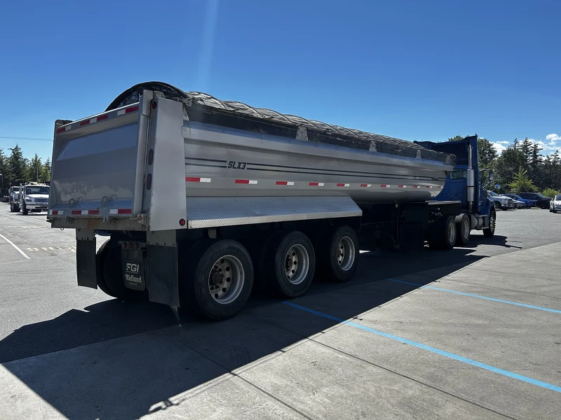 MIDLAND TRIAXLE END DUM 2015
